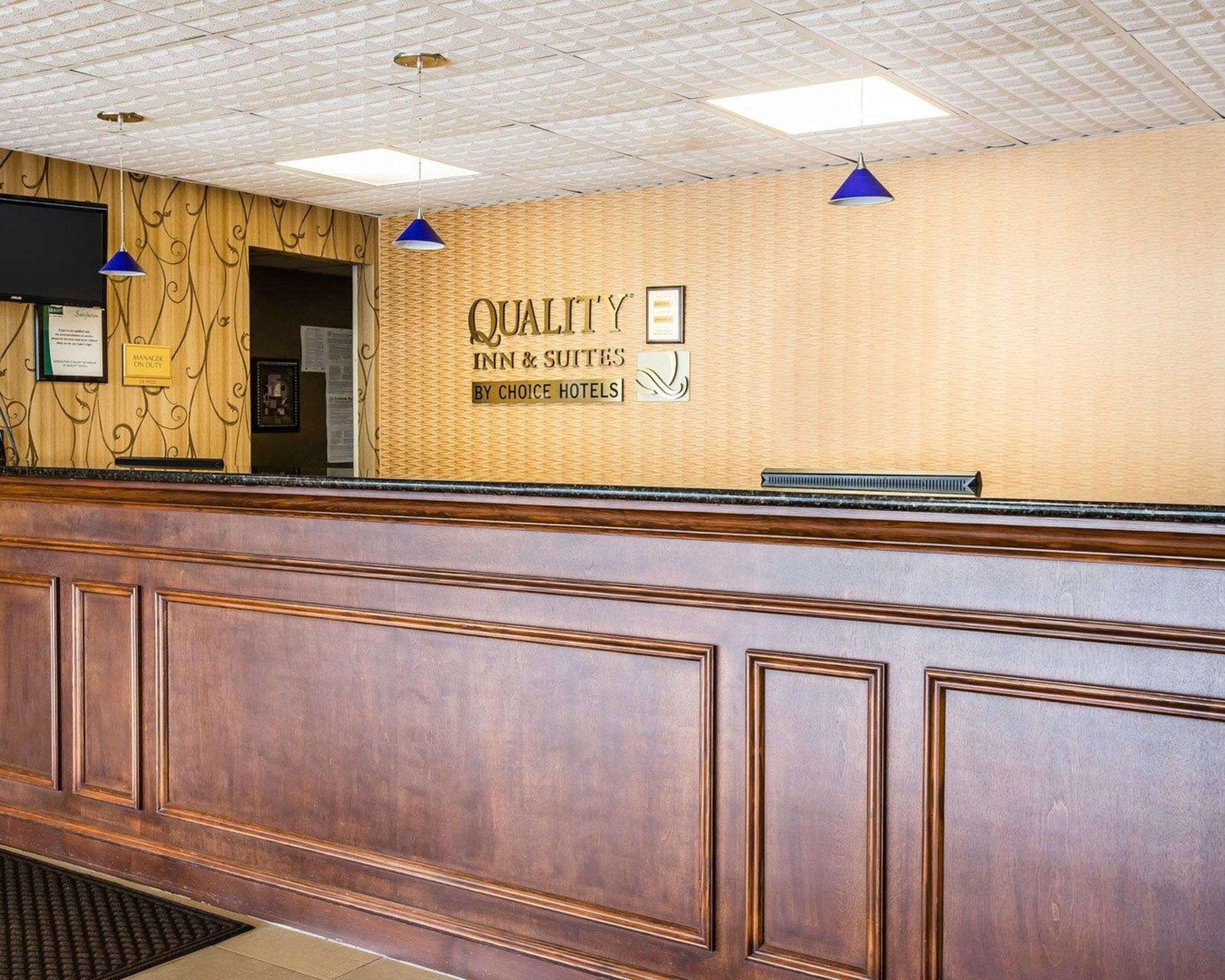 Quality Inn & Suites - Greensboro-High Point Екстериор снимка